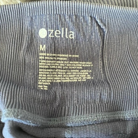ZELLA High Waist ribbed seamless 7/8 leggings size Medium - Picture 4 of 7